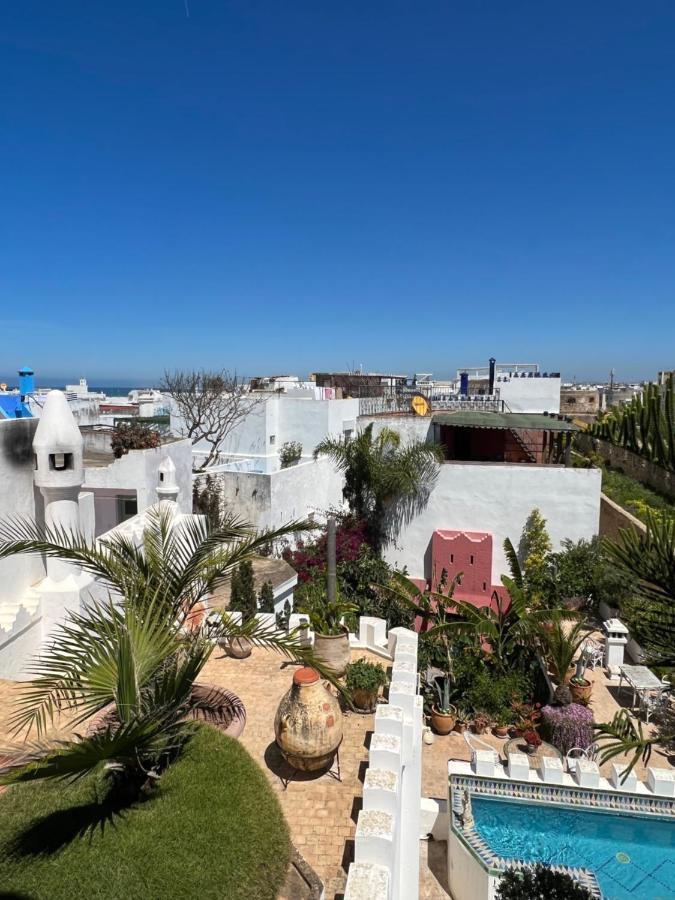 Riad Oasis D'Asilah Hotel Exterior photo