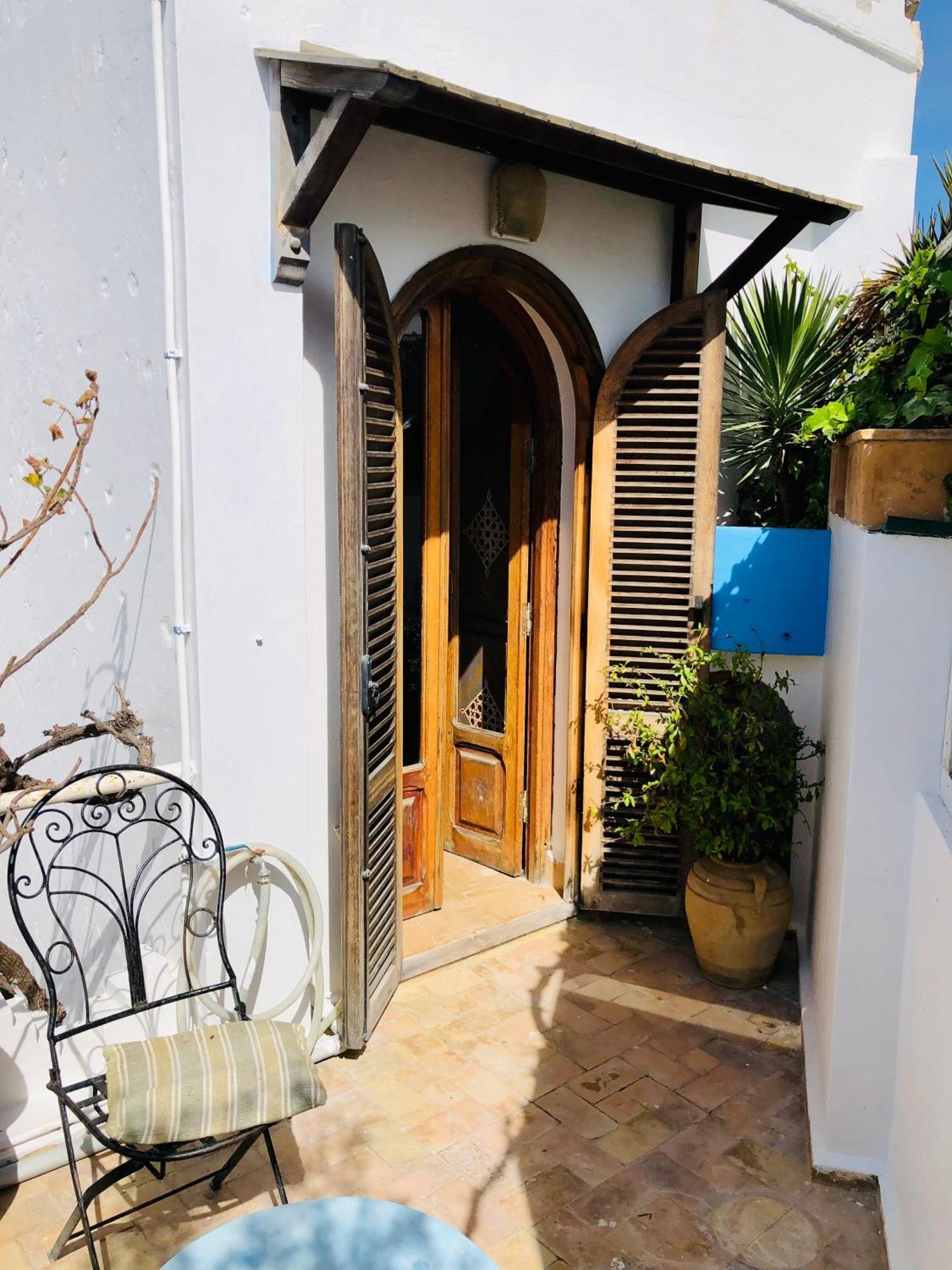 Riad Oasis D'Asilah Hotel Exterior photo